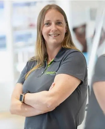 galenus-apotheke-ansprechpartnerin-vor-ort Ihre persönliche Ansprechpartnerin in der Galenus Apotheke für alle Gesundheitsfragen.